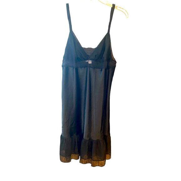 Victoria’s Secret M Black Semi-Sheer Dream Angels Lace Lingerie Slip NightGown - Picture 1 of 9